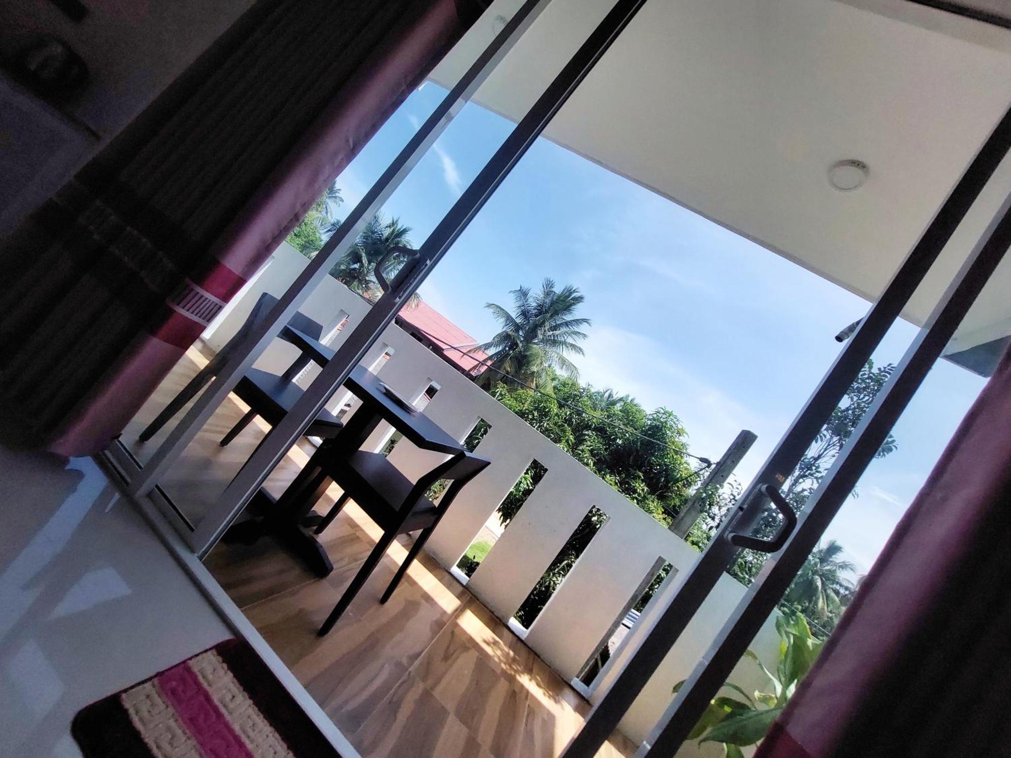 Chen Villa - Near Airport เนกอมโบ ภายนอก รูปภาพ