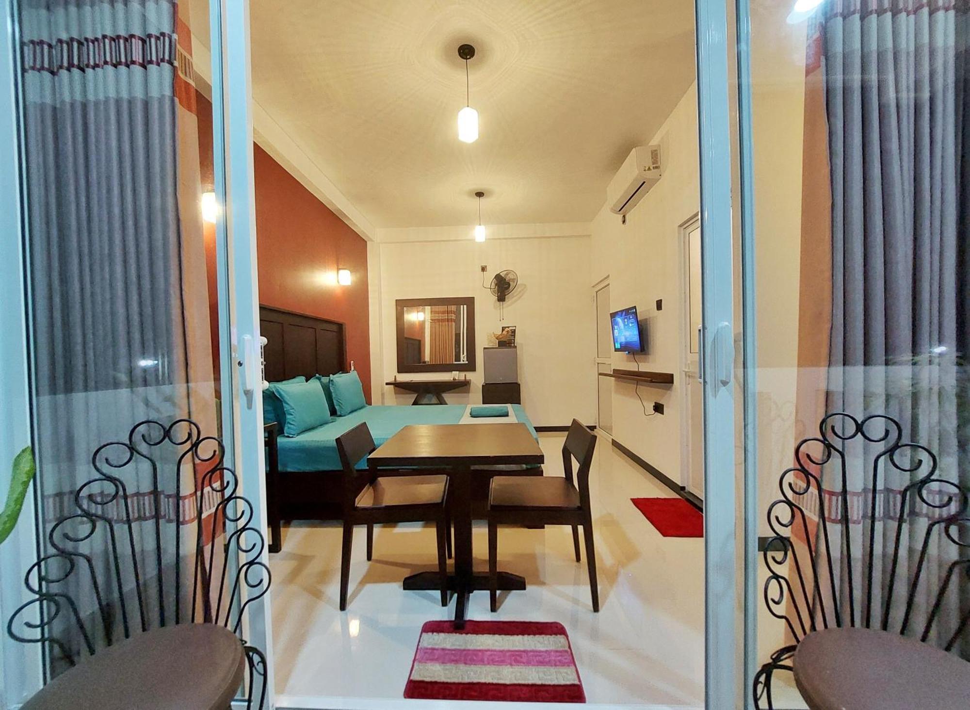 Chen Villa - Near Airport เนกอมโบ ภายนอก รูปภาพ